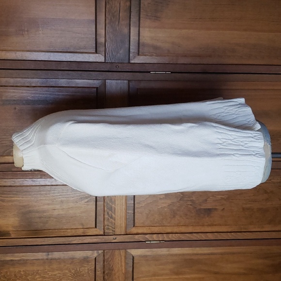 Coldwater Creek Women's Ivory Sweater - Picture 4 of 6